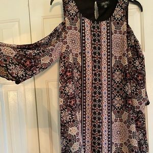 medium lily rose dress. open shoulder. 3/4 sleeve